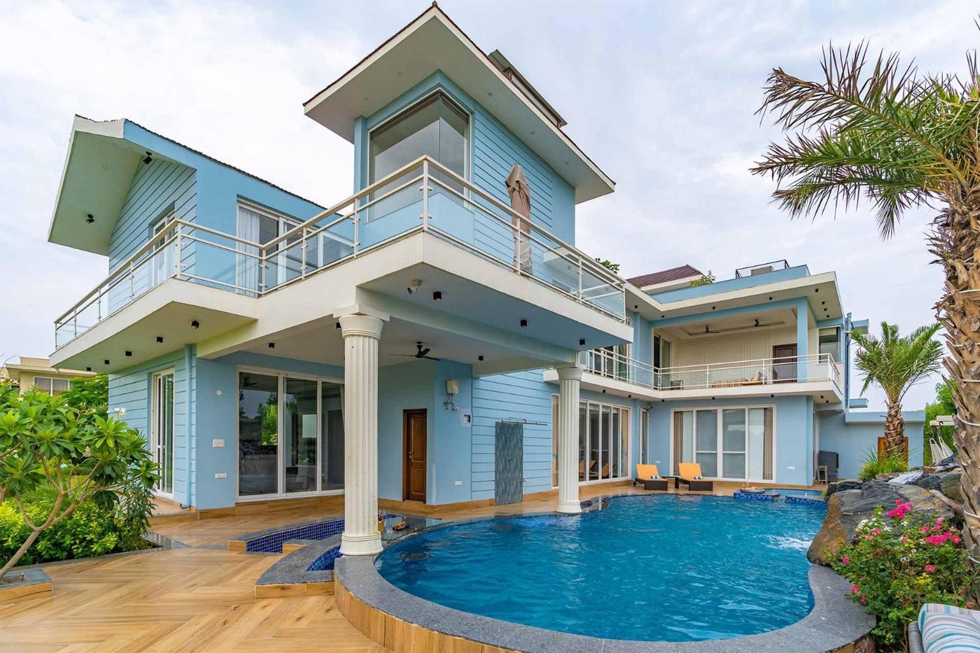 Stayvista At Serenity Farms With Pool, Lawn, Bonfire & Bbq Sohna Exteriér fotografie