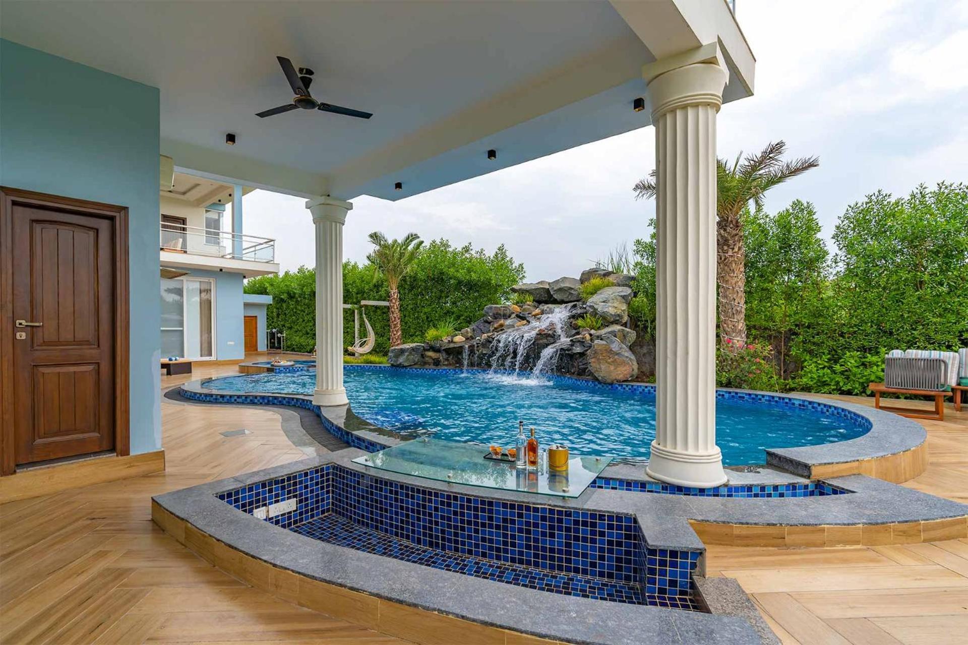 Stayvista At Serenity Farms With Pool, Lawn, Bonfire & Bbq Sohna Exteriér fotografie